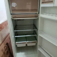 یه عدد یخچال معمولی خونگی ارج