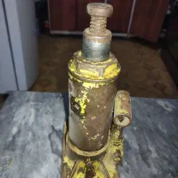 جک روغنی ده تنی و ۳۰ تنی و بکس بادی