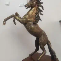 اسب برنز بسیار زیبا