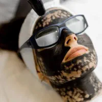 لیزرموهای زائدآقایون و بانوان،حذف تتو ،کربن تراپی