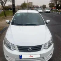 ساینا ۴۰۰|خودرو سواری و وانت|میانه, |دیوار