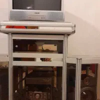 تلوزیون، میز تلوزیون ودستگاه سی دی فلش خور سونی