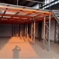 بالکن صنعتی قفسه نصب در ارتفاع بالا