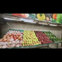 ویترین میوه فروشی