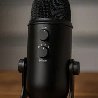 میکروفون حرفه‌ای Blue Yeti
