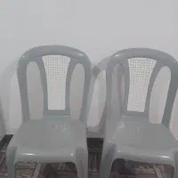 ۴عدد صندلی پلاستیکی جنس خوب