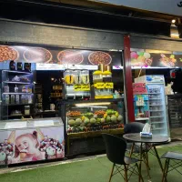 واگذاری آبمیوه بستنی با تمامی تجهیزات|اجارهٔ مغازه و غرفه|رشت, جهاد|دیوار