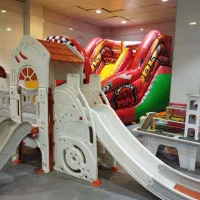 مربی خانه بازی