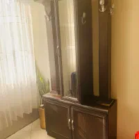 جاکفشی و جالباسی