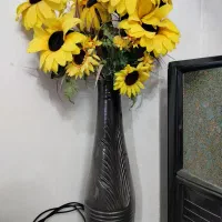 گل و گلدان
