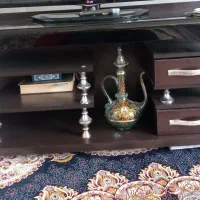 زیر تلویزیونی در حد نو