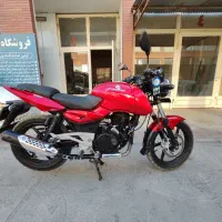 موتور پالس 180 تمیز