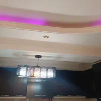 لوستر پنج شعله با جنس شیشه سفید ومات با چوب|لوستر و چراغ آویز|تنکابن, |دیوار
