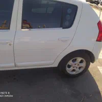 رنو ساندرو اتوماتیک، مدل ۱۳۹۵