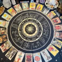 فال تاروت و آیینه،طالع،شمع