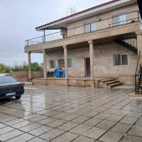 فروش دو طبقه حیاط دار