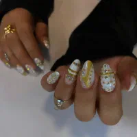 تخفیفات ویژه به مدت محدود کاشت ناخن طرقبه