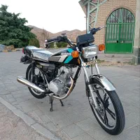 هندا بهپر 200 مدل 1402 در حد خشک  مدارک دار  وحشی
