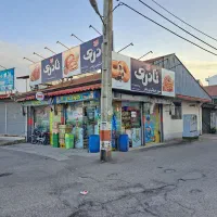 فروش یک باب مغازه ۴۱ متری همراه با خانه ۷۲ متری