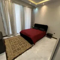 ویلا-لوکس-300-متر-با-240-متر-بنای-شیک-تاپ-لوکیشن