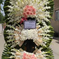 تاج گل پایه فلزی چوبی جام دسته و سبدگل فانتزی|گل و گیاه طبیعی|تهران, سیمای ایران|دیوار