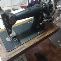 چرخ خیاطی قدیمی