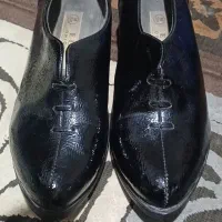 کفش و کتونی|کیف، کفش، کمربند|پرند, فاز ۲|دیوار