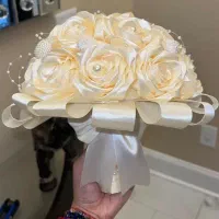 دست گل عروس‌ربانی