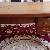 میز تحریر سالم