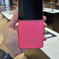 سامسونگ GALAXY Z FLIP 7 با گارانتی شرکتی|موبایل|تهران, زعفرانیه|دیوار