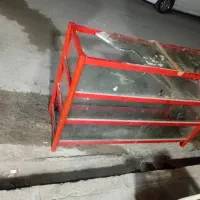 میز ویترین مغازه