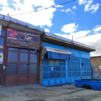 مغازه ۵۰ متری مناسب شغل فنی|اجارهٔ مغازه و غرفه|کامیاران, |دیوار