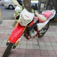 تریل برمودا ۴۰۲