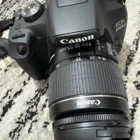 دوربین canon 200d