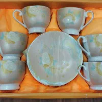 تعدادی لوازم پذیرایی