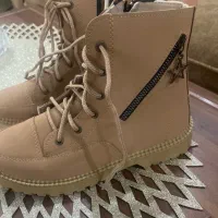 بوت دخترونه و زنانه