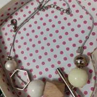 سه جفت گوشواره و یک گردنبند الفا|بدلیجات|تهران, شمس‌آباد|دیوار