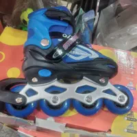 کفش اسکیت آکبند همراه کلاه و زانوبند آرنج بند|دوچرخه، اسکیت، اسکوتر|دورود, |دیوار