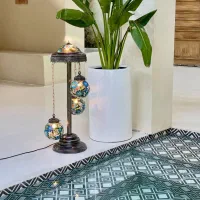 چراغ رومیزی تبسم ویترای|لوستر و چراغ آویز|اصفهان, باغ نگاره|دیوار