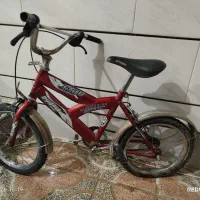 دوچرخه  تمیز وزیبا
