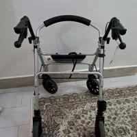 واکر چرخدار خارجی