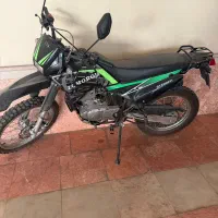 موتور زمرد 200 cc