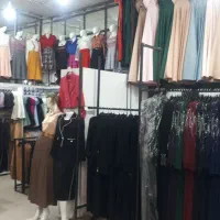 فروشنده پوشاک زنانه با حقوق عالی