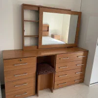 تخت خواب دو نفره ۱/۶ در ۲ بهمراه دراور و میز آرایش|تخت و سرویس خواب|رشت, گلسار|دیوار