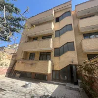 ۴۹۰متر حیاط ویلایی ولیععصهصر جنوبی