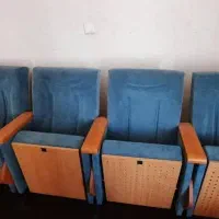 ۱۳ صندلی آمفی تئاتر