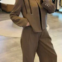 مدل عکاسی با درآمد خوب