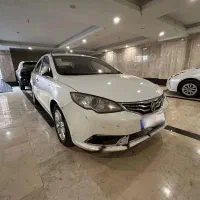 ام جی ۳۶۰ دنده سفید مدل ۹۸(اپشنال)اپشن نصب شده
