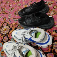 2 جفت کفش نو و برند