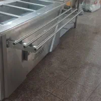 آقا کار در آشپزخانه  بیمارستان